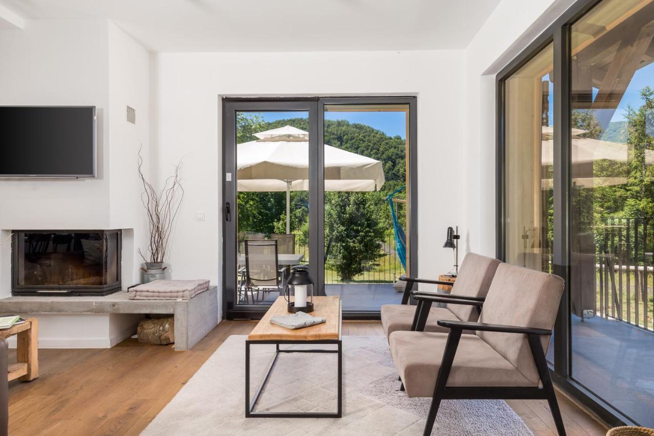 Modern Alpine Monsalbius Chalet Baske Ostarije Exterior foto