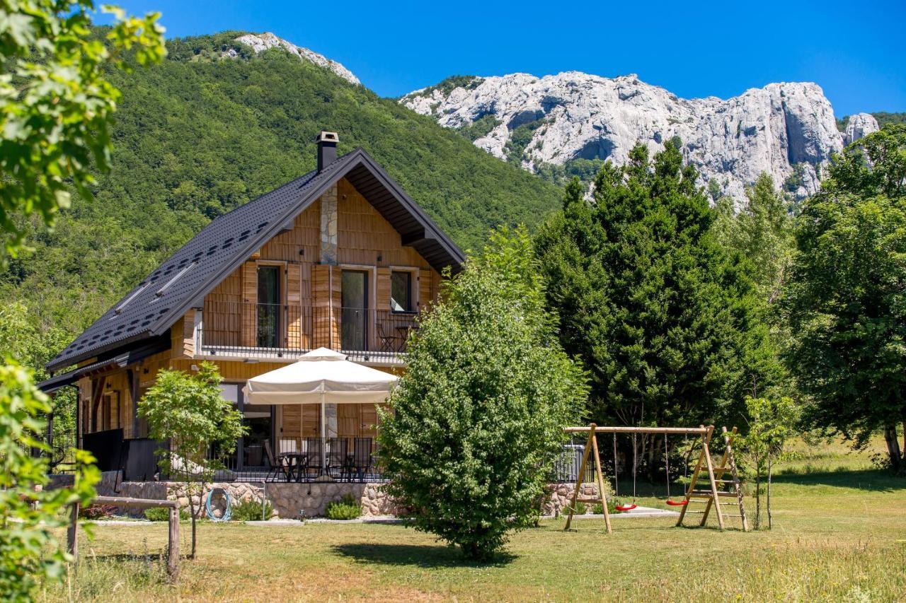 Modern Alpine Monsalbius Chalet Baske Ostarije Exterior foto
